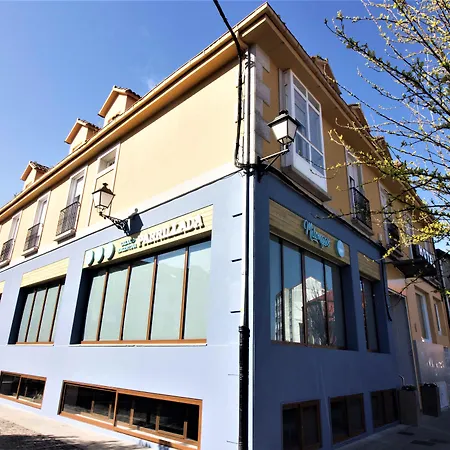 Отель Vilagarcia Вильягарсия-де-Ароса