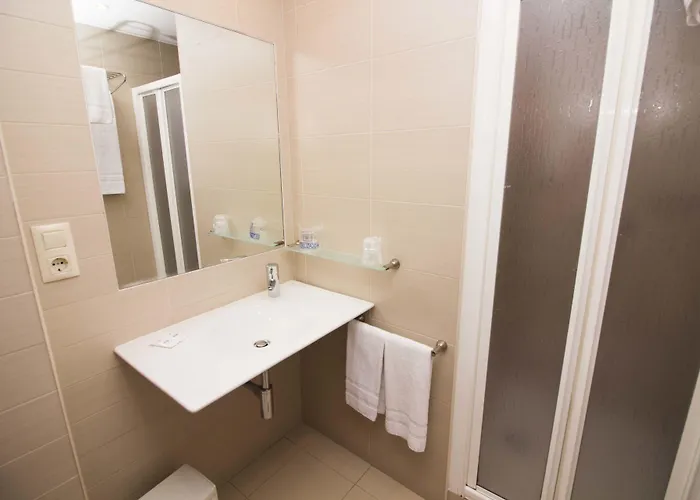 Hotel Vilagarcia *